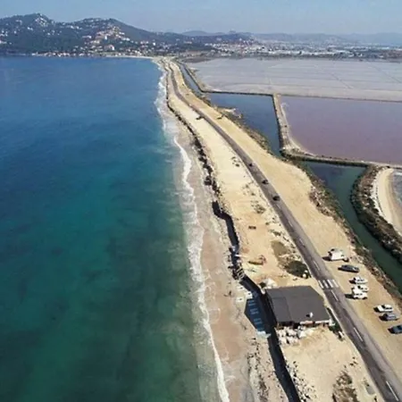 Presqu Ile De Giens Apartament *