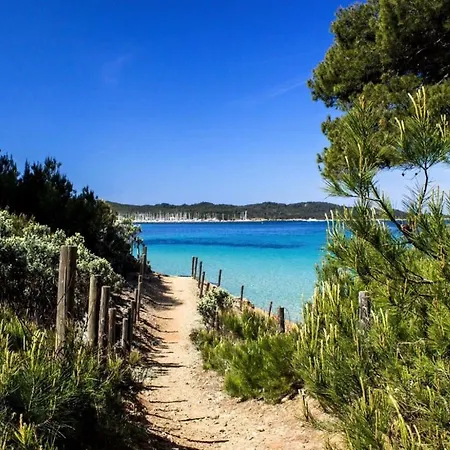Presqu Ile De Giens Apartament *